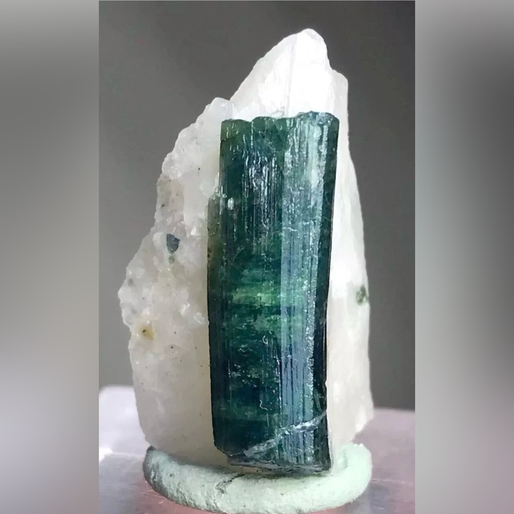 35 Carat indicolite Tourmaline with quartz crystal specimen from Afghanistan